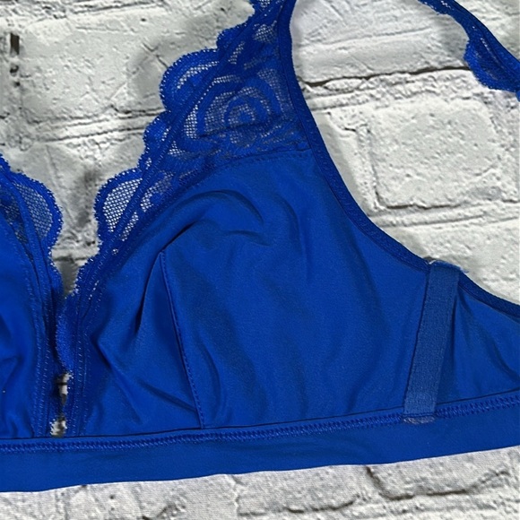 PINK Victoria's Secret Royal Blue Lace Plunge Bralette size Small - Picture 9 of 13